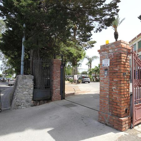 Lady Hill Bed & Breakfast Taormina Dış mekan fotoğraf